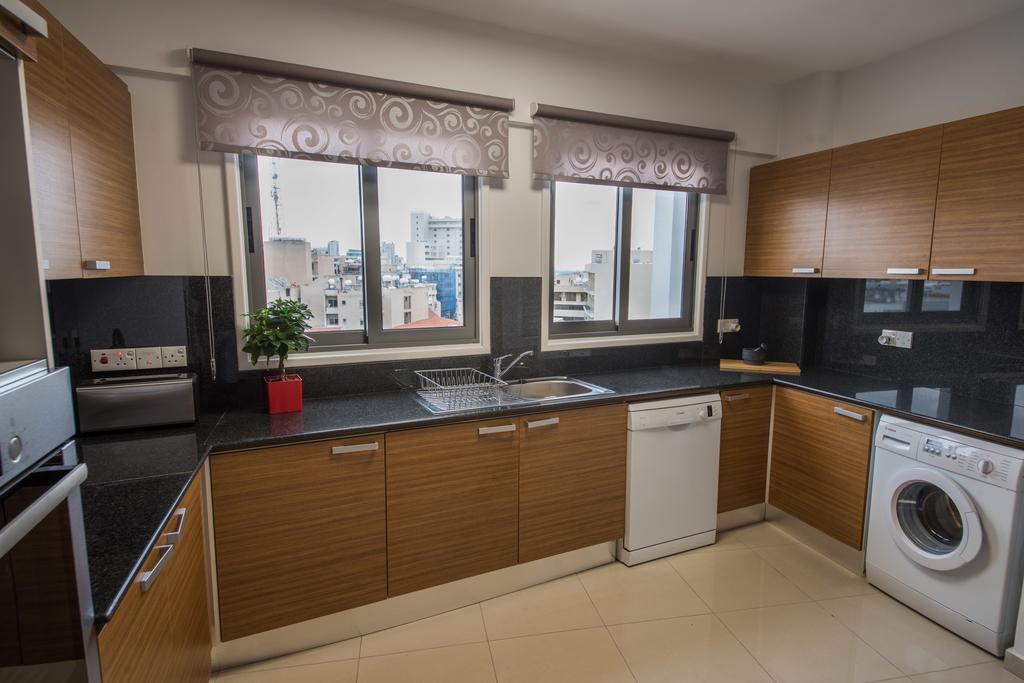 شقة Skylight Megaron لارنكا المظهر الخارجي الصورة