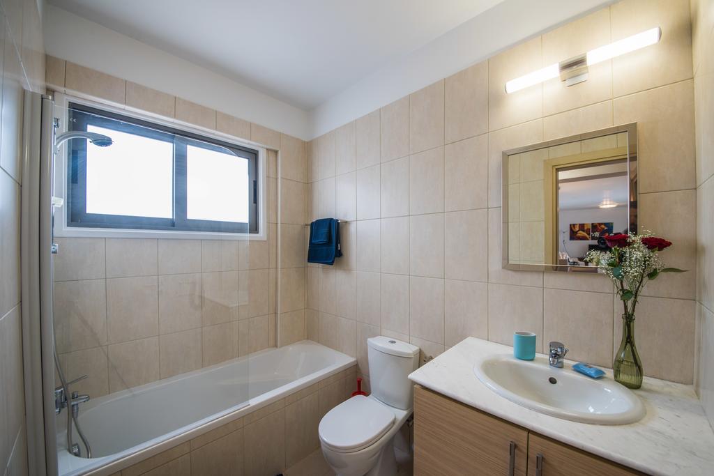 شقة Skylight Megaron لارنكا المظهر الخارجي الصورة